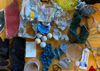 Plastic then and now (Interactive trailer)